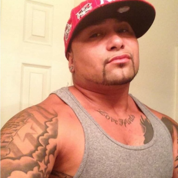 Meet your Posher, Rico. Looking for fly kicks, clothes, n maybe a fly wifey too! - Picture 2 of 3